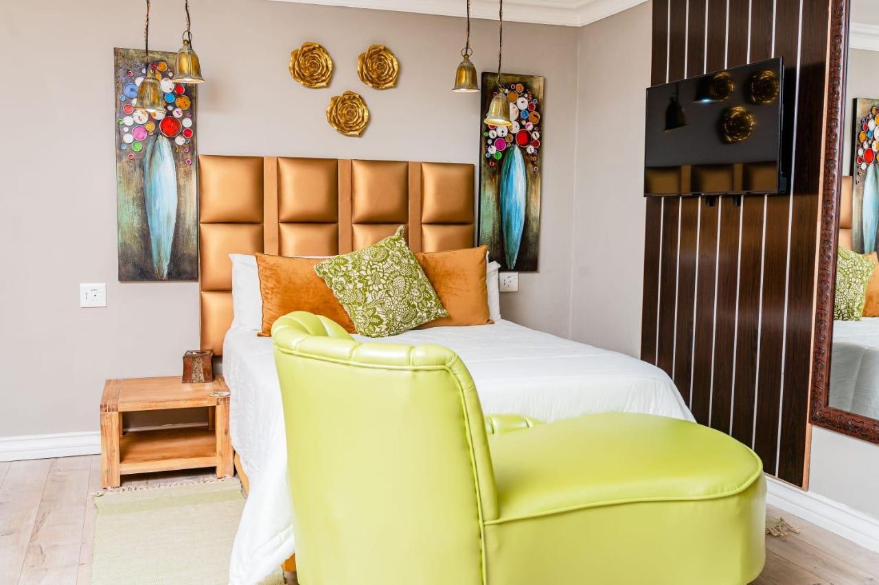 Re-Union Vacations Hotel Hartbeespoort Buitenkant foto