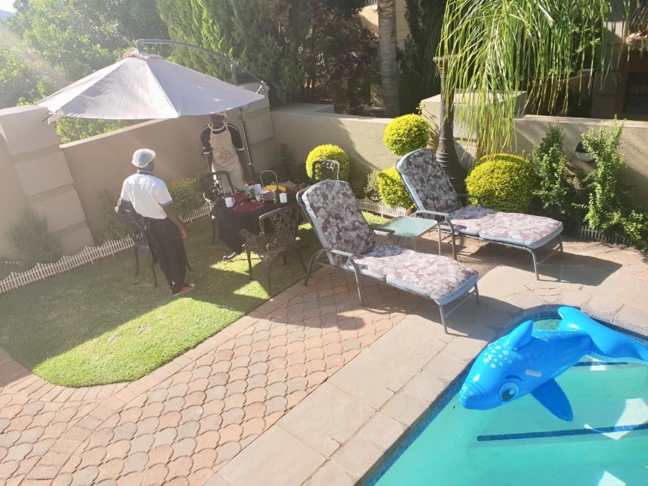 Re-Union Vacations Hotel Hartbeespoort Buitenkant foto